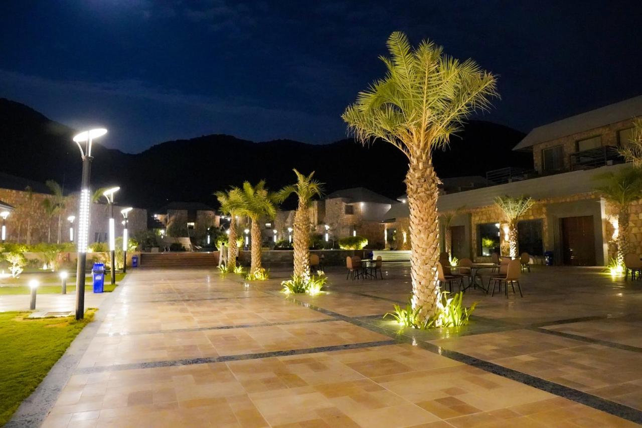 Pushkara Resort And Spa 外观 照片