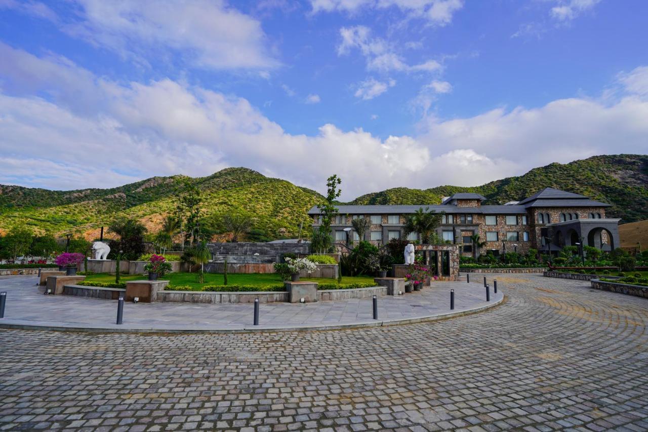 Pushkara Resort And Spa 外观 照片