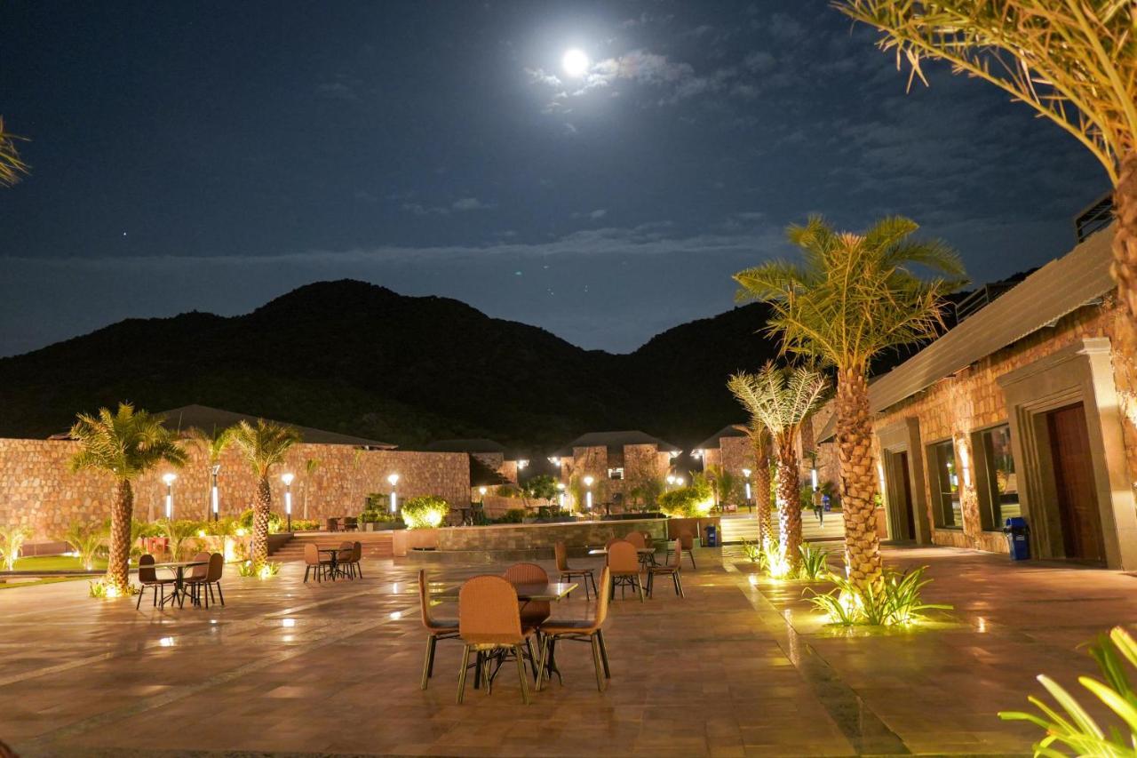 Pushkara Resort And Spa 外观 照片