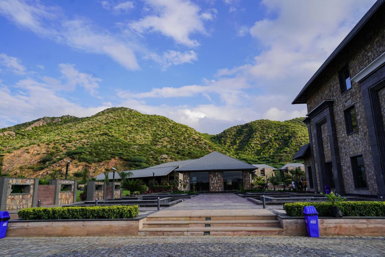 Pushkara Resort And Spa 外观 照片