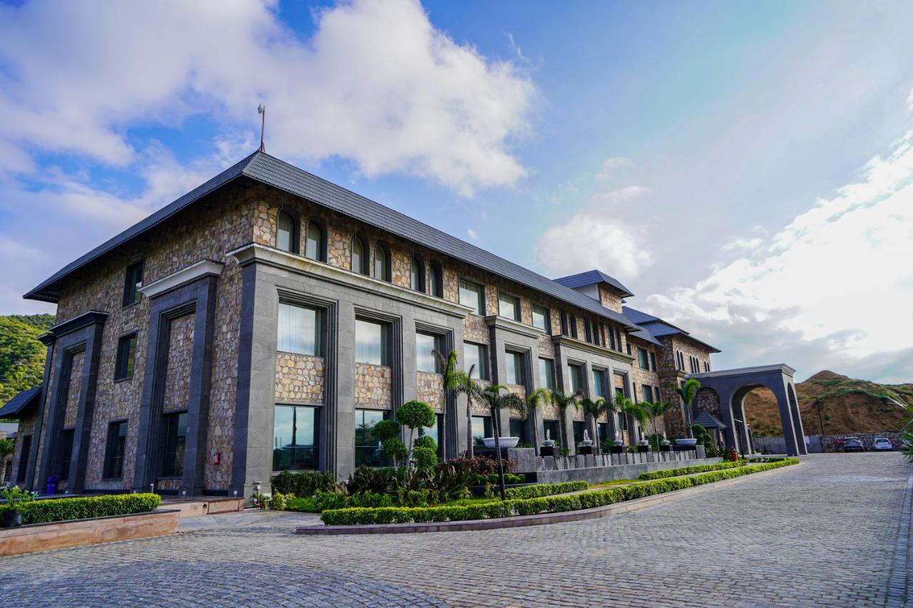 Pushkara Resort And Spa 外观 照片